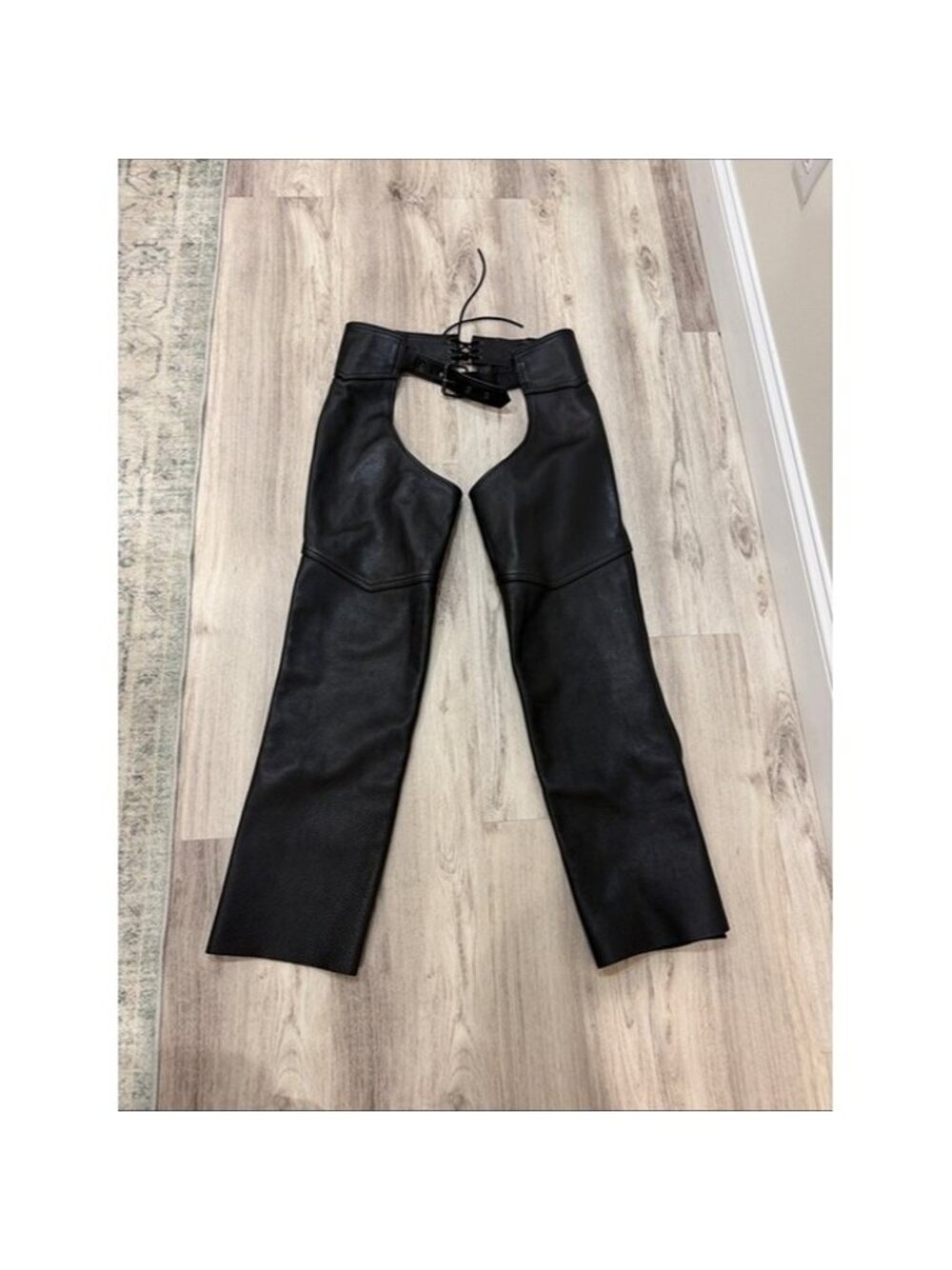 Womens Leather motorcycle  chaps size Large MADE IN THE USA